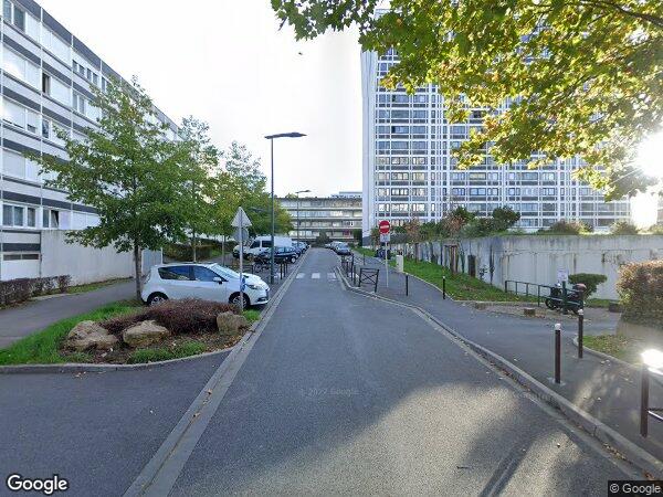 UN APPARTEMENT AVEC CAVE ET GARAGE