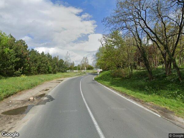 UN ENSEMBLE IMMOBILIER