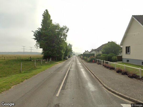 UNE MAISON À USAGE D'HABITATION