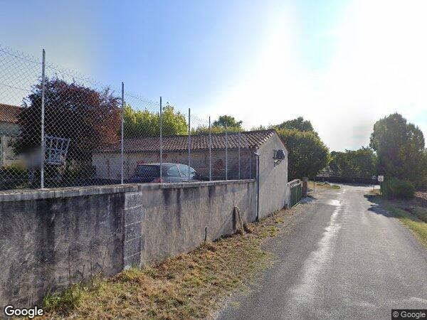 UN ENSEMBLE IMMOBILIER