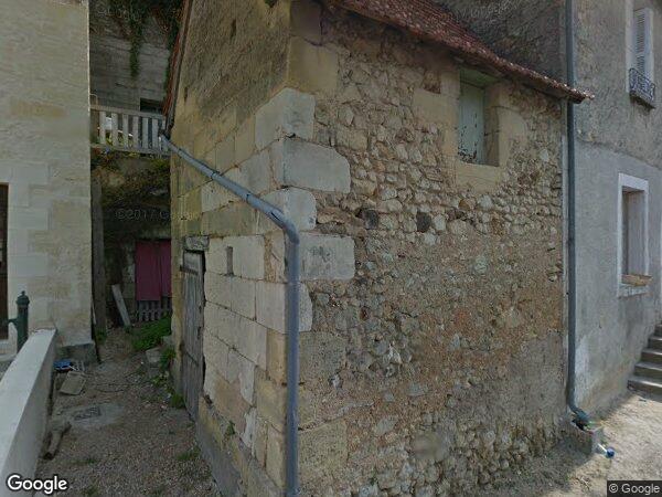 UNE MAISON TROGLODYTIQUE 