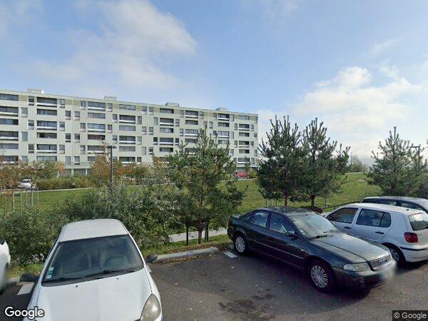 UN APPARTEMENT ET UNE CAVE