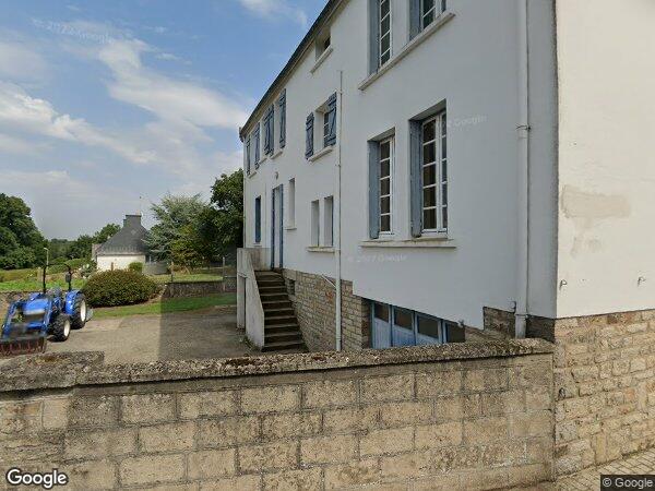 UNE CONSTRUCTION EN PIERRES SOUS ARDOISES, DÉPORT, UNE PARCELLE DE TERRE CONTIGUË