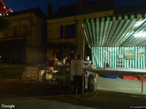 UN BÂTIMENT DE TYPE INDUSTRIEL À USAGE D'ATELIER ET ENTREPÔT AVEC BUREAUX ET SANITAIRES ET UN PARKING