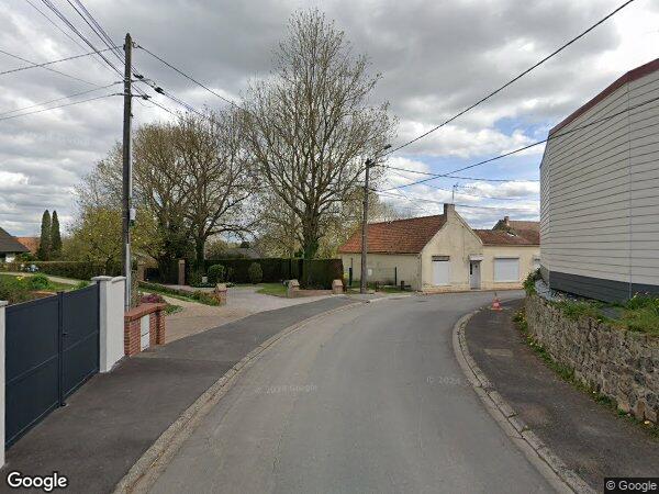 UN IMMEUBLE À USAGE D'HABITATION