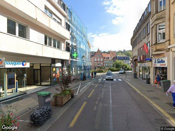 UN APPARTEMENT AVEC UN GARAGE, UNE CAVE ET UN BOX