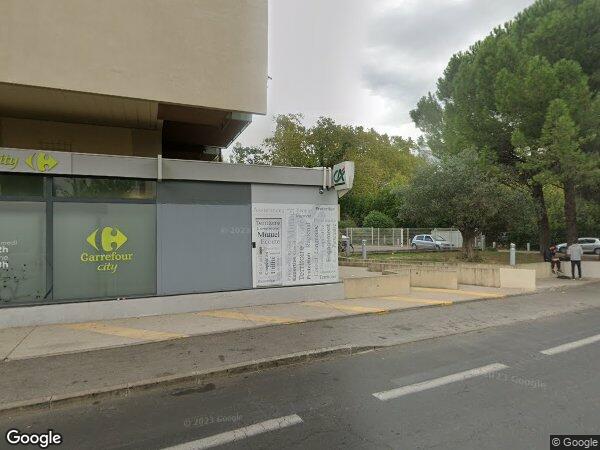 UN APPARTEMENT DE TYPE STUDIO AVEC LOGGIA