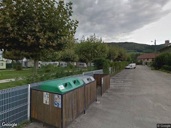 UNE MAISON À USAGE D'HABITATION