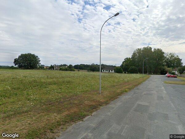 UNE MAISON D'HABITATION