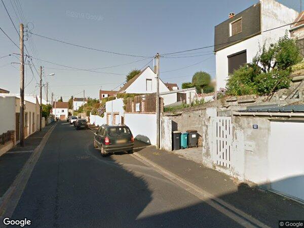 UN ENSEMBLE IMMOBILIER