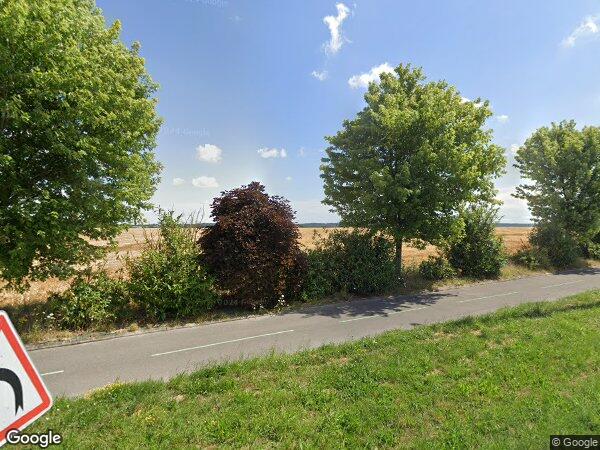 UNE MAISON D'HABITATION