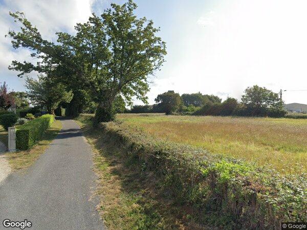 DEUX MAISONS ANCIENNES