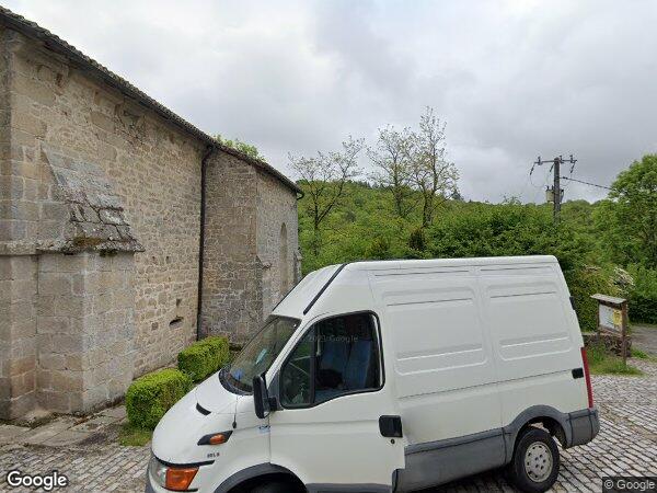 UNE GRANGE, UN GARAGE, UN APPENTIS ET UN CABANON AVEC TERRAIN