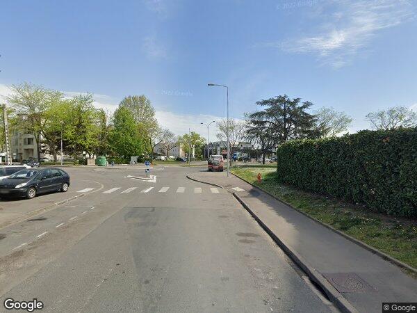 UN APPARTEMENT DE TYPE T5