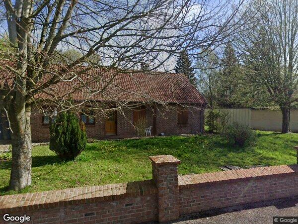 UNE MAISON D'HABITATION