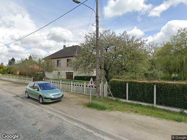 UNE MAISON D'HABITATION