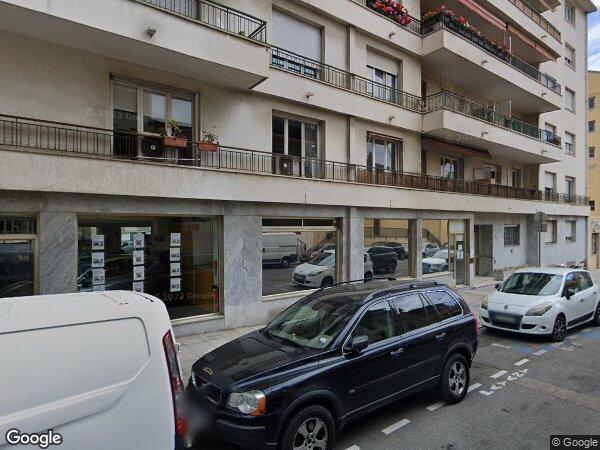 UN APPARTEMENT ET UNE CAVE