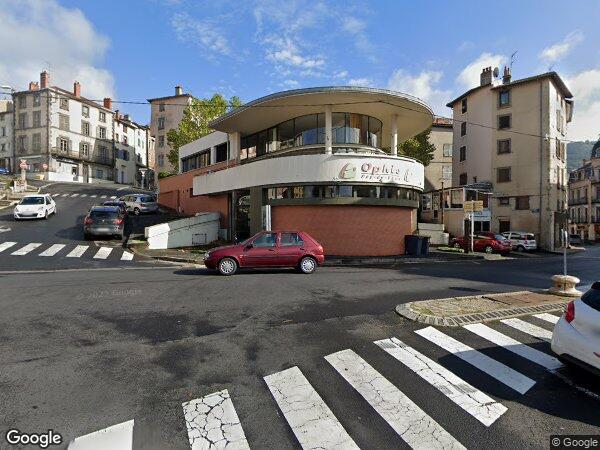 UN ENSEMBLE IMMOBILIER