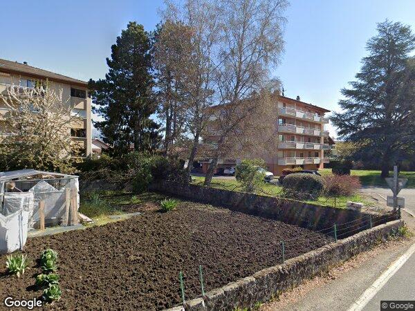 UN APPARTEMENT DE TYPE F4