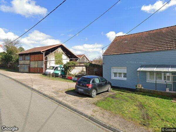 UNE MAISON À USAGE D'HABITATION DE TYPE T3