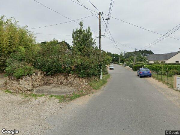 UNE MAISON D'HABITATION INDIVIDUELLE