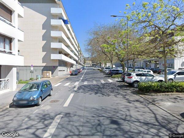 UN APPARTEMENT TYPE VI ET UNE CAVE