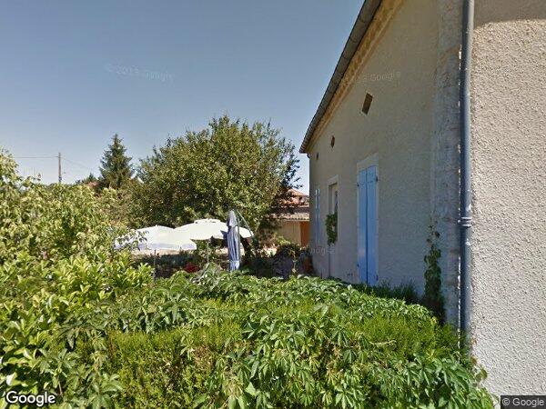 UNE MAISON D'HABITATION