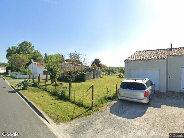 UNE MAISON D'HABITATION