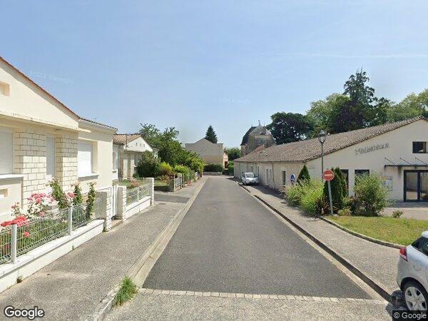 UNE MAISON D'HABITATION