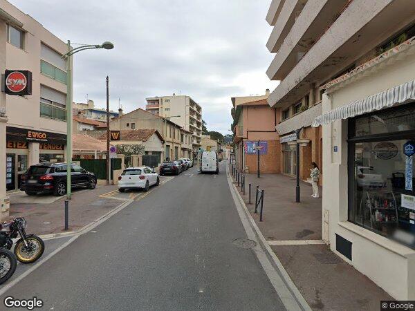UN APPARTEMENT ET UNE CAVE