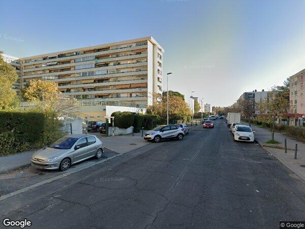UN APPARTEMENT, UNE CAVE ET UN PARKING