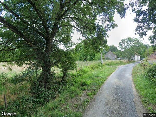 UNE MAISON À USAGE D'HABITATION