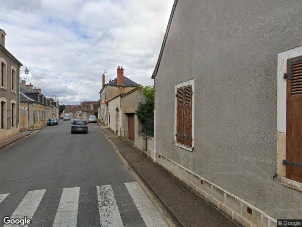 UN ENSEMBLE IMMOBILIER