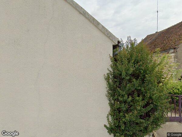 UNE MAISON D'HABITATION