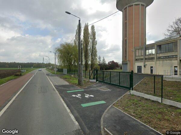 UNE PLACE DE STATIONNEMENT