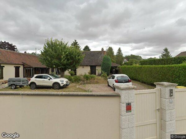 UNE MAISON À USAGE D'HABITATION