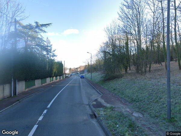 UNE MAISON D'HABITATION