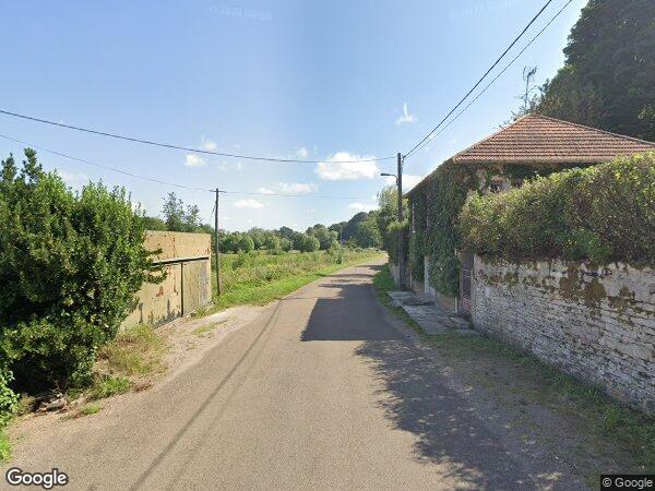 UNE MAISON D'HABITATION