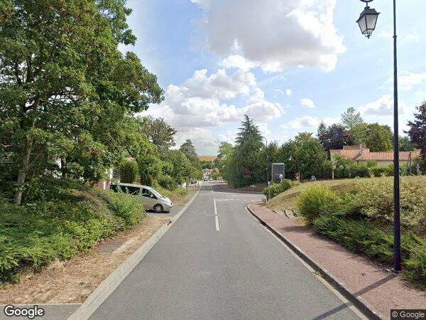 UNE MAISON D'HABITATION