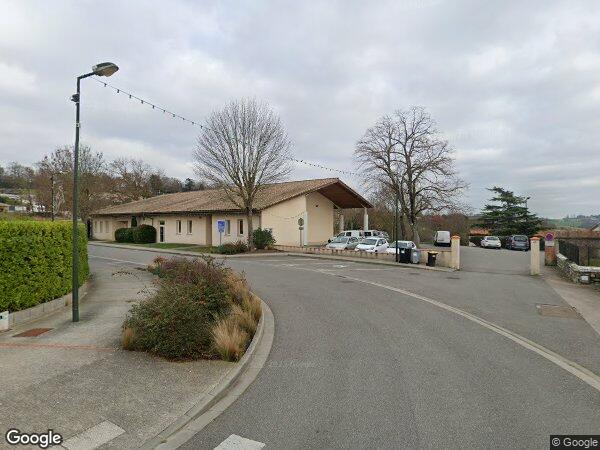 UNE MAISON D'HABITATION