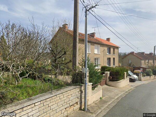 UNE MAISON D'HABITATION