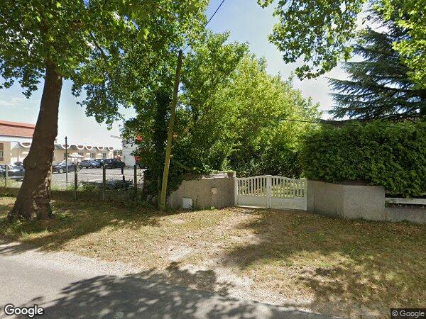 UNE MAISON D'HABITATION