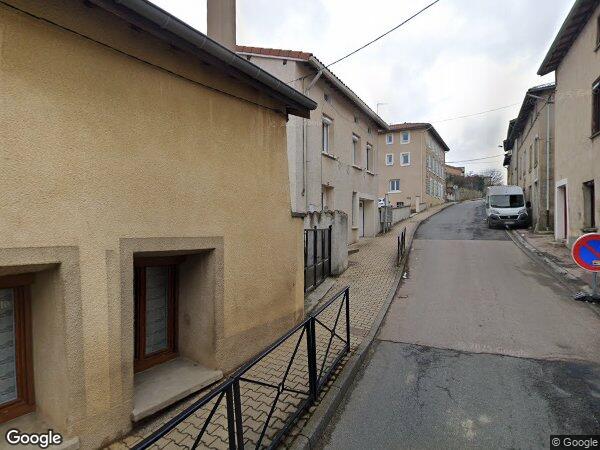 UN TENEMENT IMMOBILIER EN NATURE DE MAISON D’HABITATION