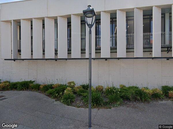 UN APPARTEMENT DE TYPE T2 ET UN EMPLACEMENT DE PARKING, 