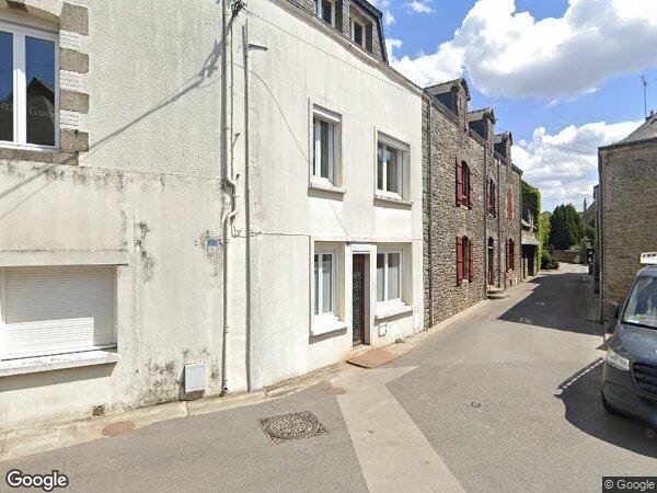 UN ENSEMBLE IMMOBILIER