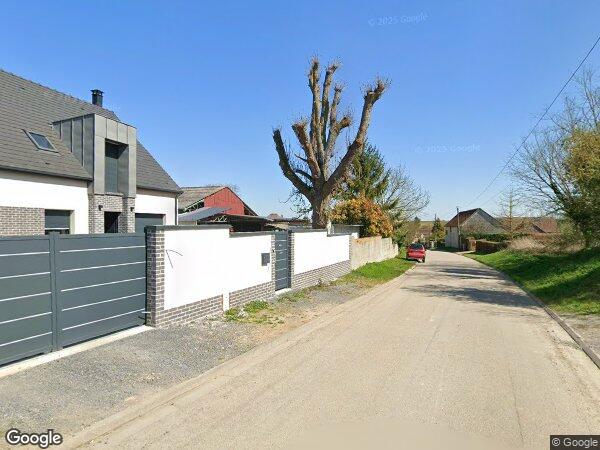 UNE MAISON D'HABITATION