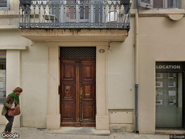 UN APPARTEMENT DE TYPE P2