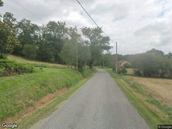 UNE MAISON D'HABITATION