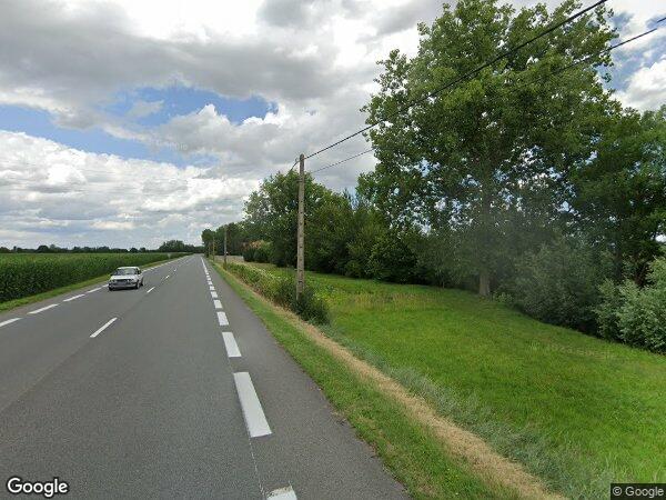 UN APPARTEMENT ET UN EMPLACEMENT DE PARKING