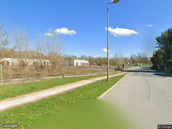 UNE MAISON D'HABITATION